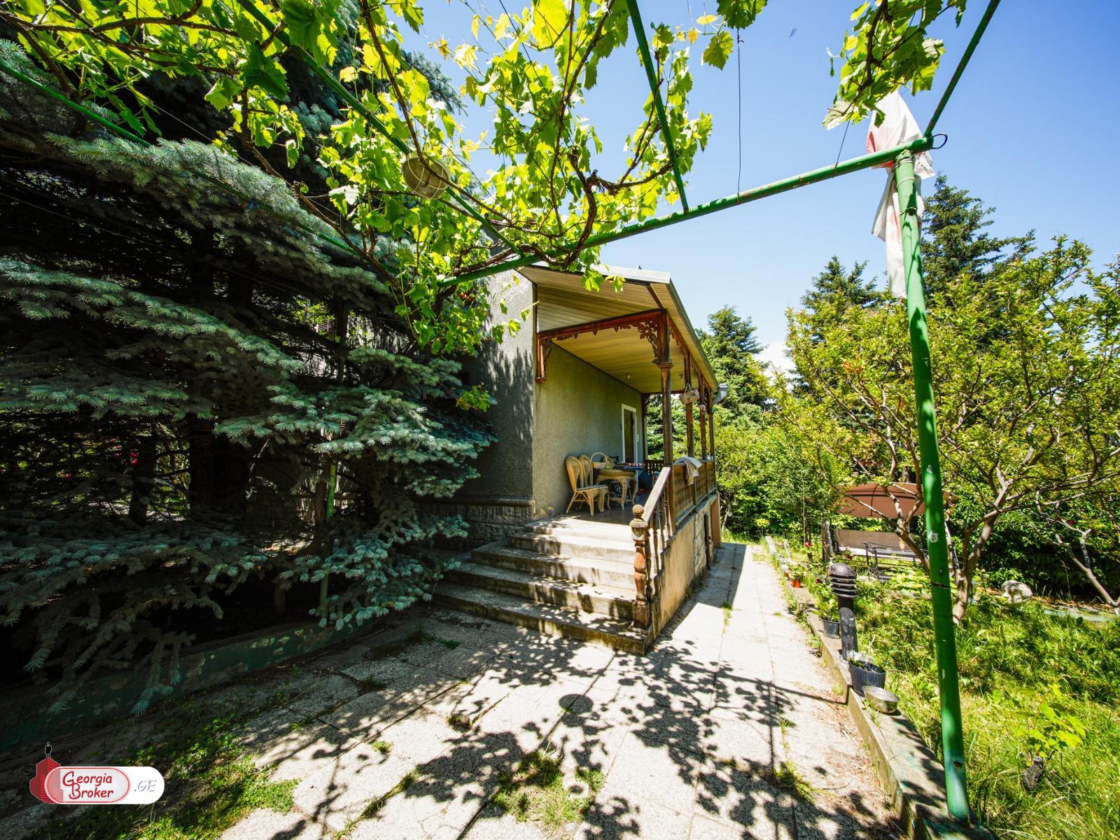 nearly repaired 7-room house for sale
